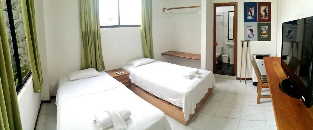 Galapagos House Hostel Puerto Ayora