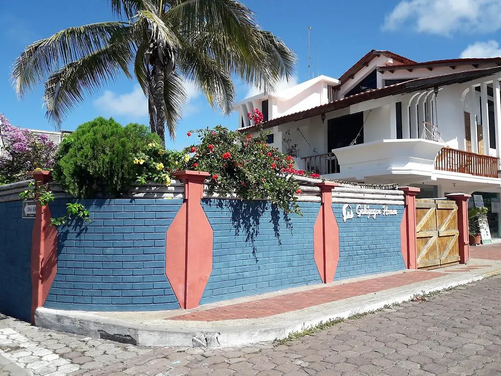 Galapagos House Hostel Puerto Ayora  Ecuador